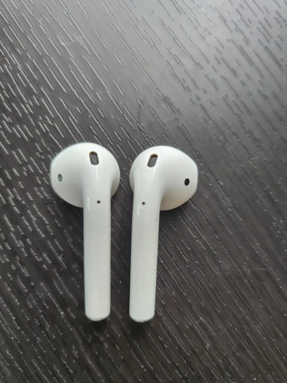 White Apple air pods (2nd Generation) replacement parts Wireless Earbuds (no cha